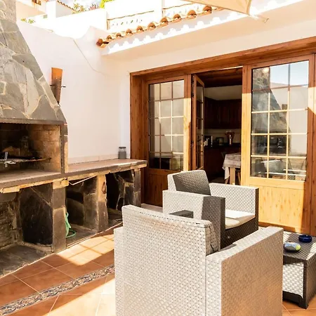 Live Caletillas Taunus Holiday home *