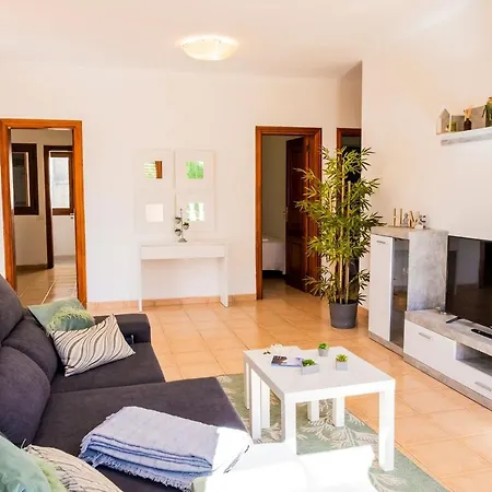 Live Caletillas Taunus Holiday home *