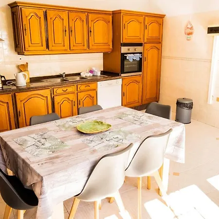 Live Caletillas Taunus Candelaria